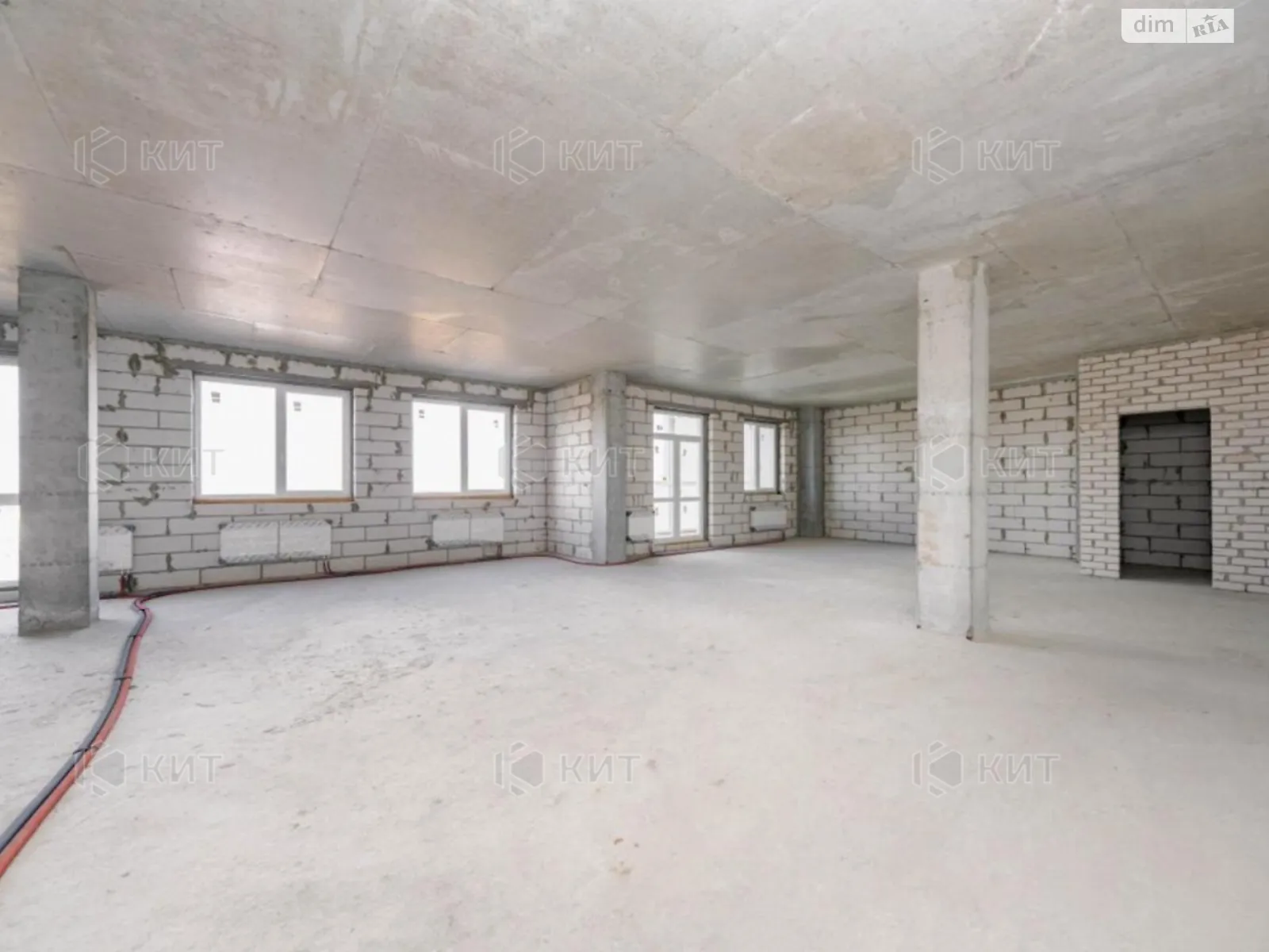 Продается 3-комнатная квартира 175.6 кв. м в Харькове, ул. Динамовская, 15А - фото 1