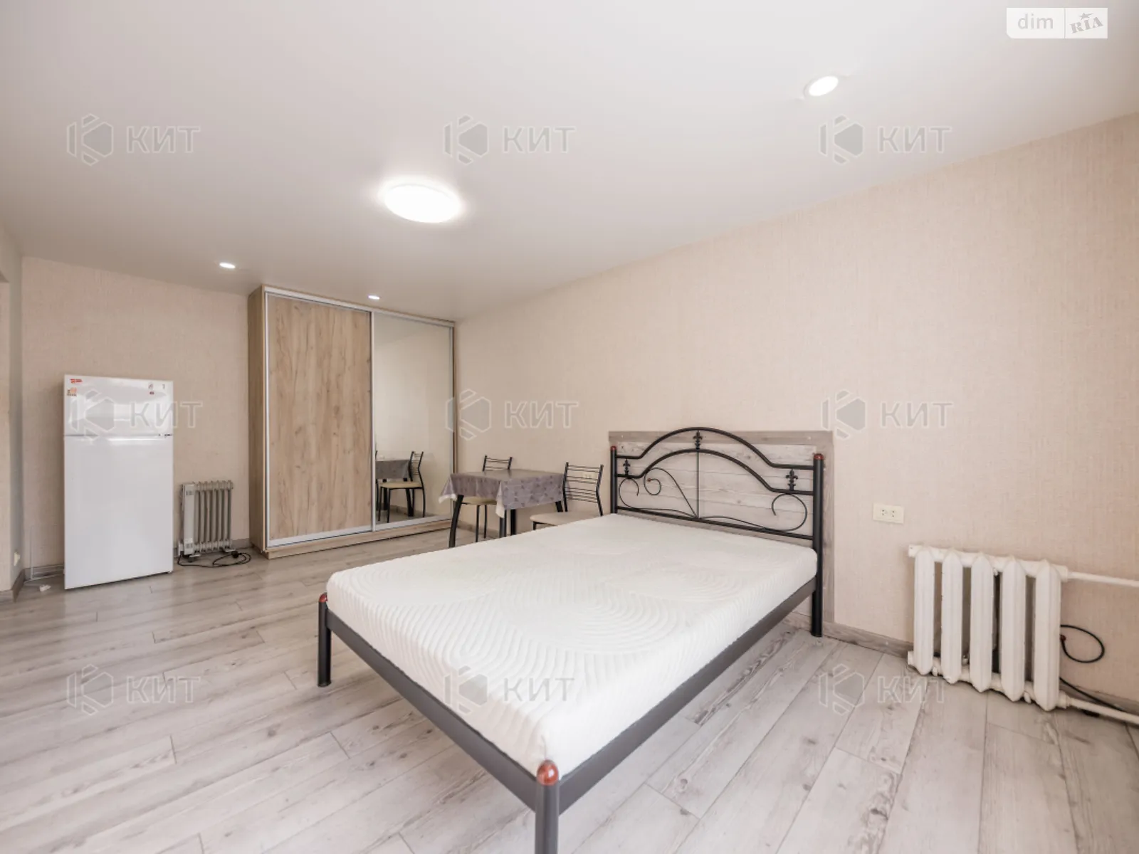 Продается 4-комнатная квартира 136 кв. м в Харькове, ул. Двадцать Третьего Августа, 4 - фото 1