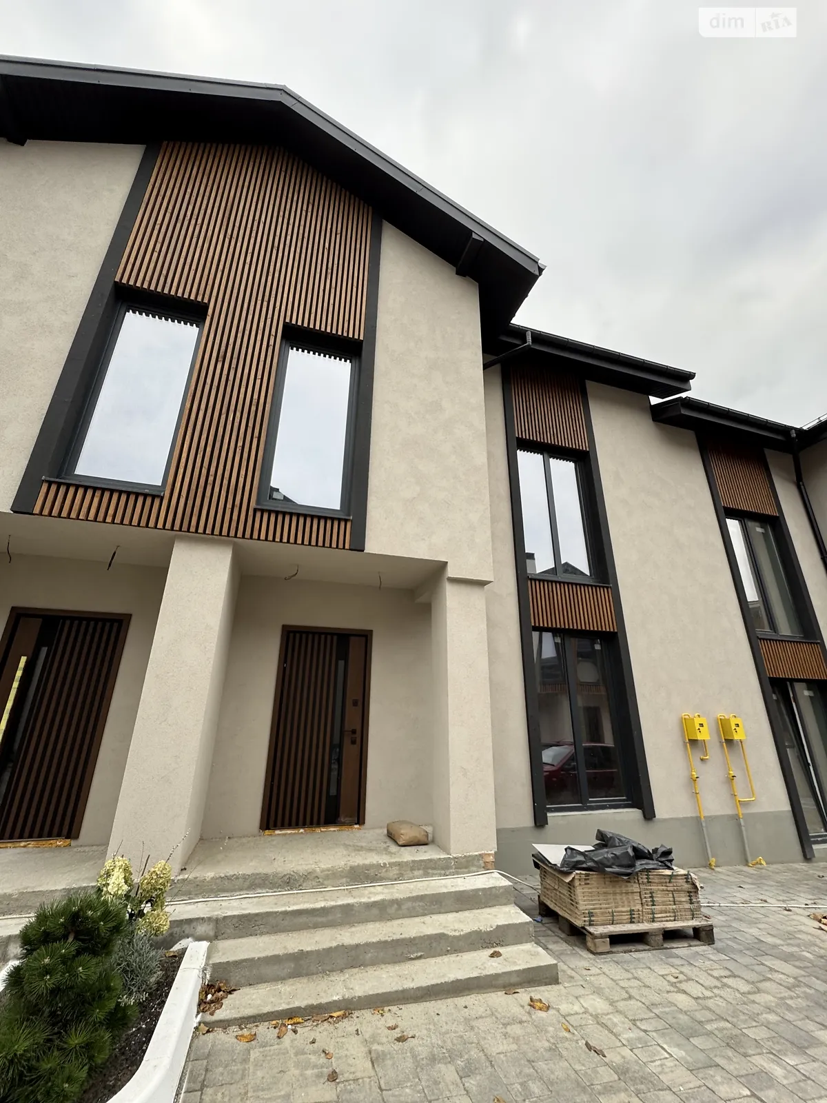 вул. Мечникова, 42 Ірпінь, цена: 99000 $ - фото 1