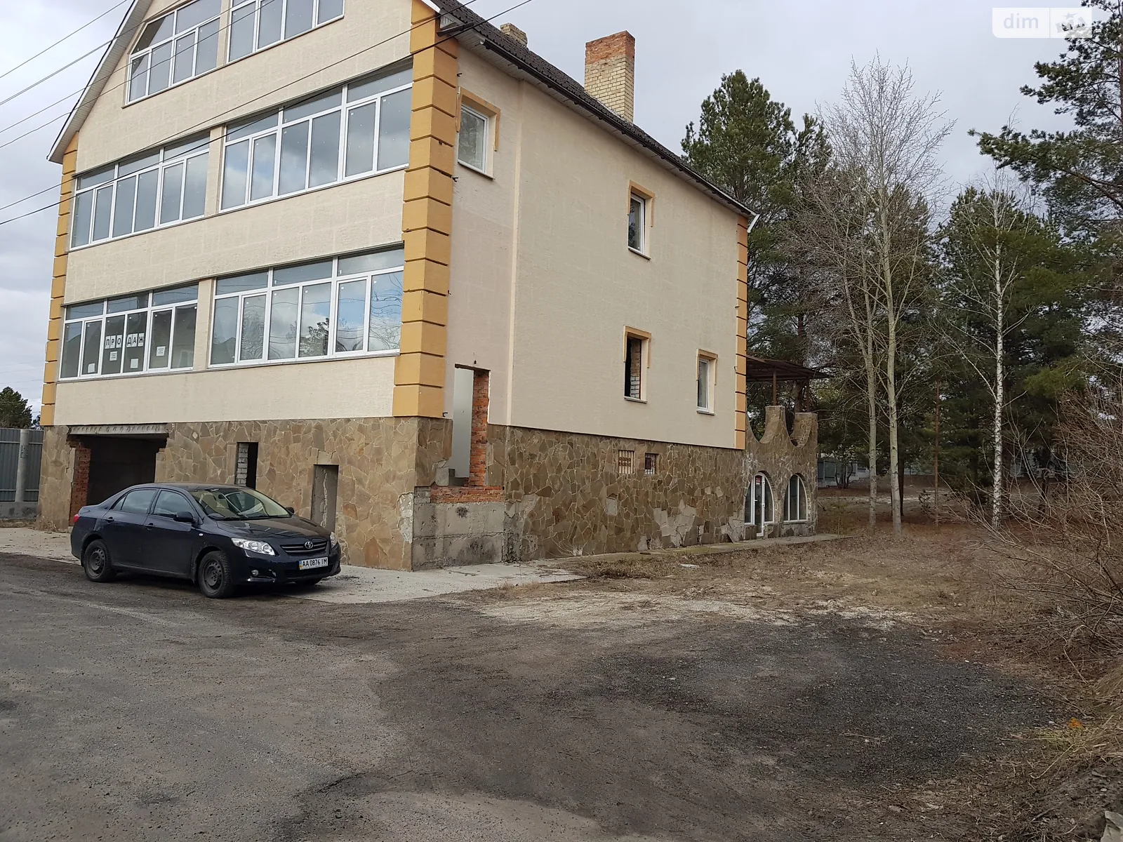 Продается дом на 3 этажа 610.8 кв. м с участком, цена: 5250000 грн - фото 1