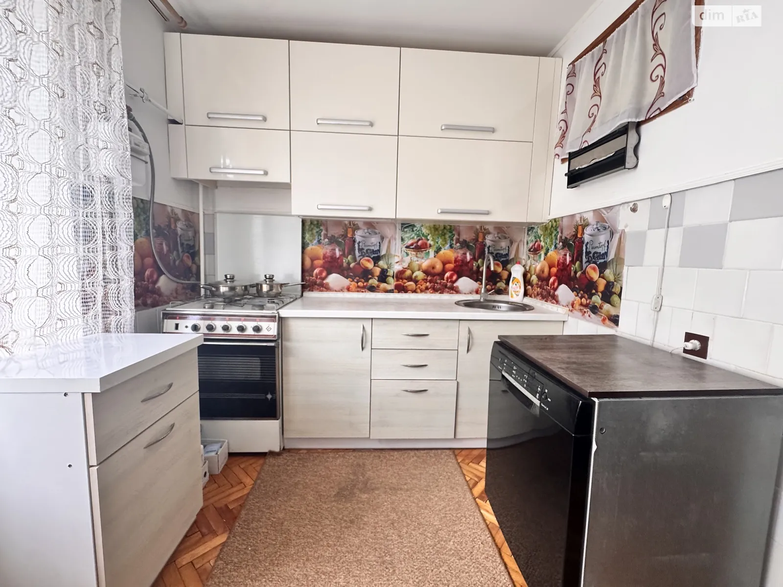 2-комнатная квартира 50 кв. м в Тернополе, ул. Троллейбусная, 15 - фото 1