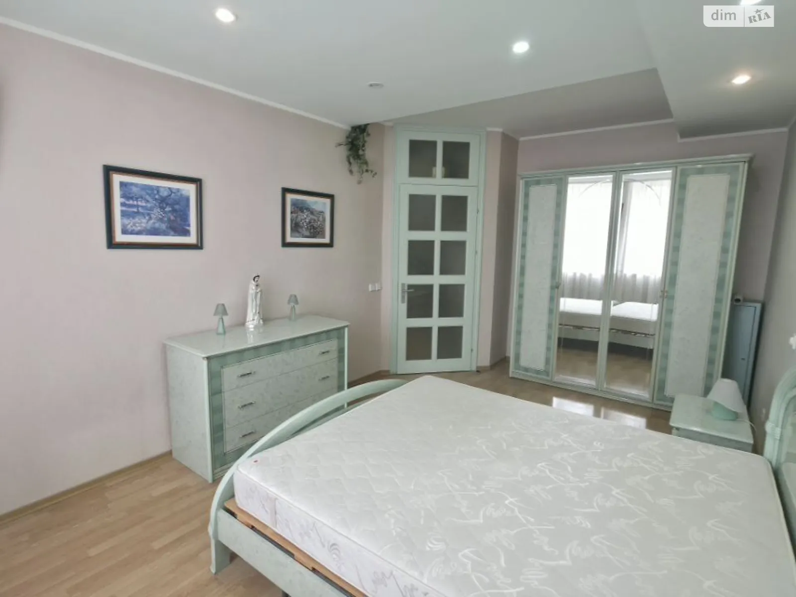 Продається 3-кімнатна квартира 77 кв. м у Києві, просп. Повітряних Сил(Повітрофлотський), 50/2 - фото 1