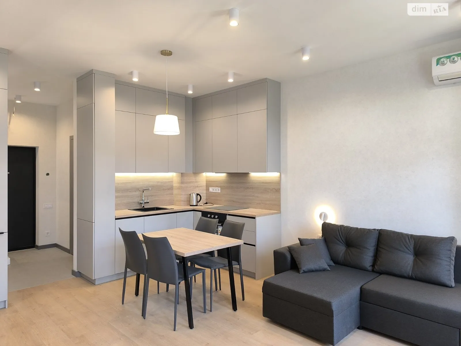 Сдается в аренду 1-комнатная квартира 35 кв. м в Одессе, ул. Дмитриевская(Дмитрия Донского), 59Б - фото 1