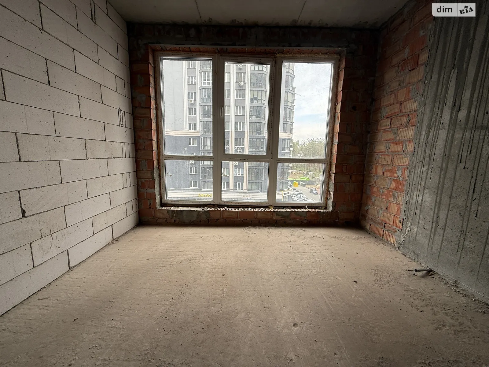 Продается 1-комнатная квартира 36.8 кв. м в Ирпене, ул. Университетская(Карла Маркса), 1М - фото 1