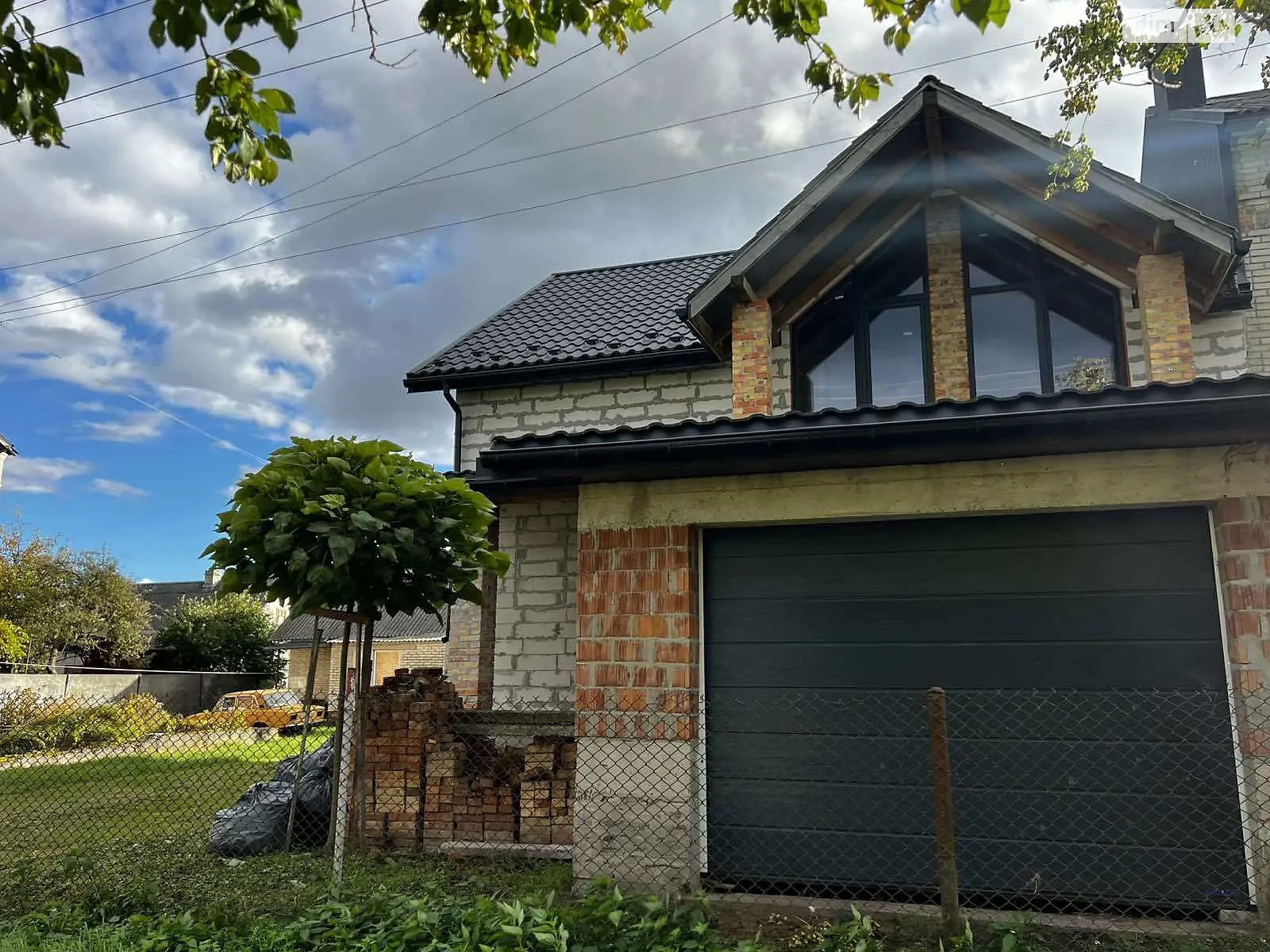 Продается дом на 2 этажа 124.9 кв. м с террасой, цена: 70000 $ - фото 1