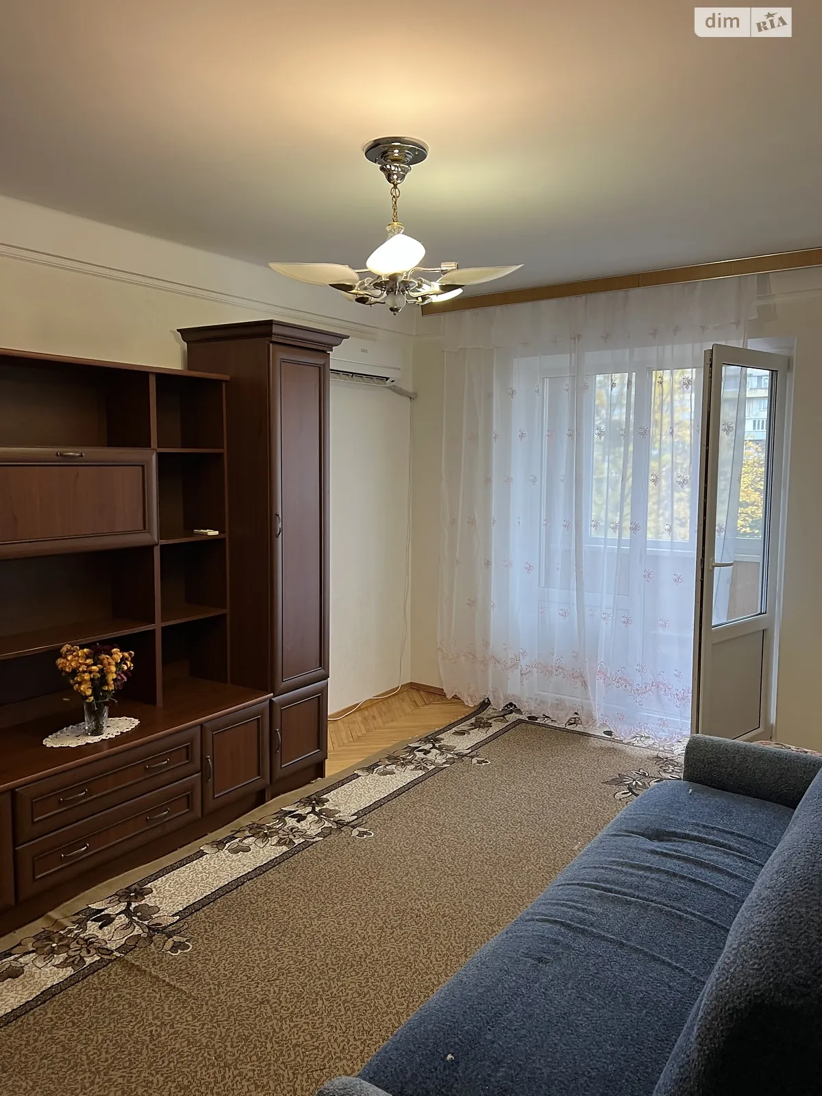 Продается 3-комнатная квартира 60 кв. м в Киеве, просп. Леся Курбаса(50-летия Октября), 14А - фото 1