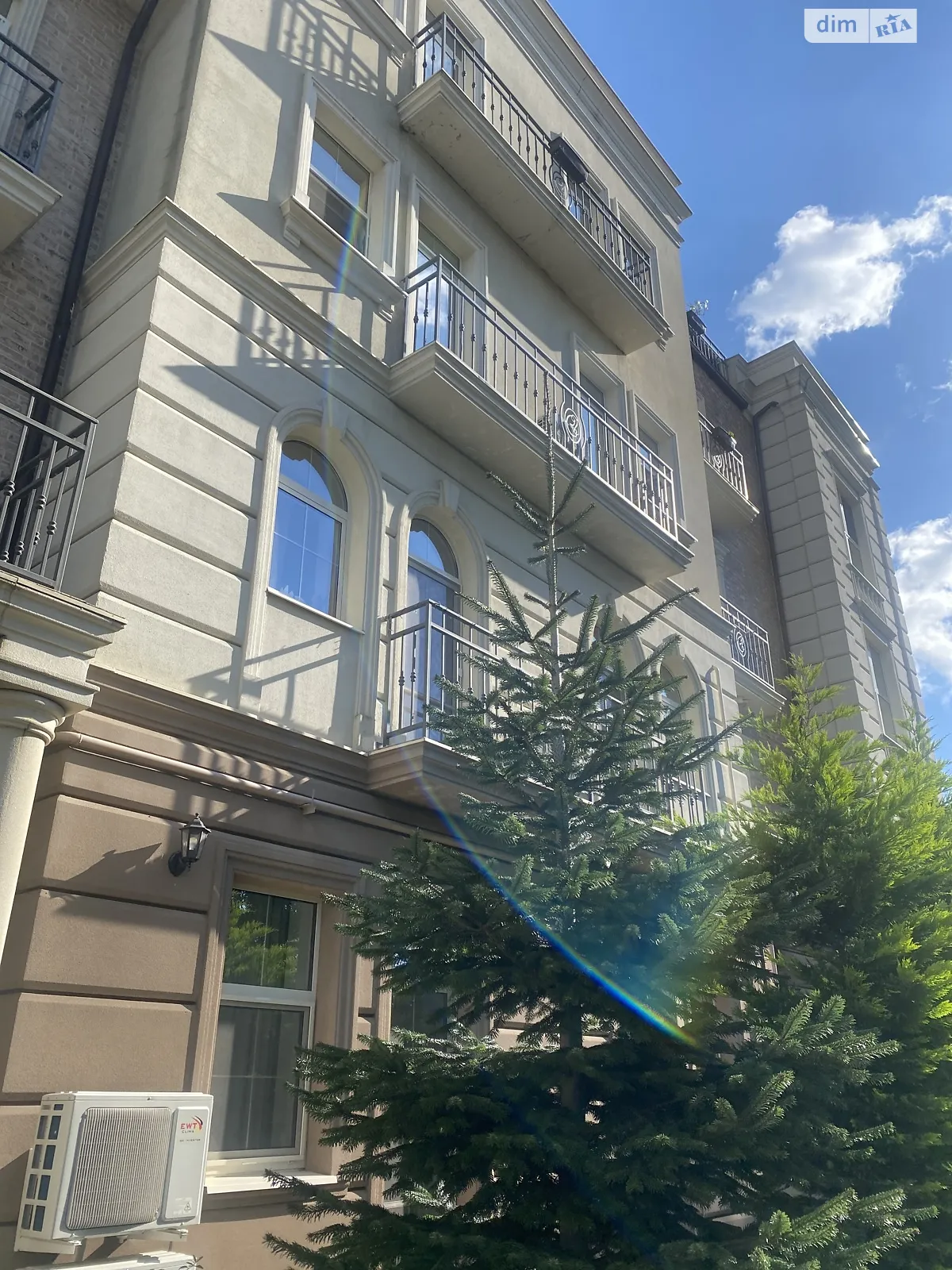 Продається 2-кімнатна квартира 70 кв. м у Одесі, пров. Травневий, 4 - фото 1