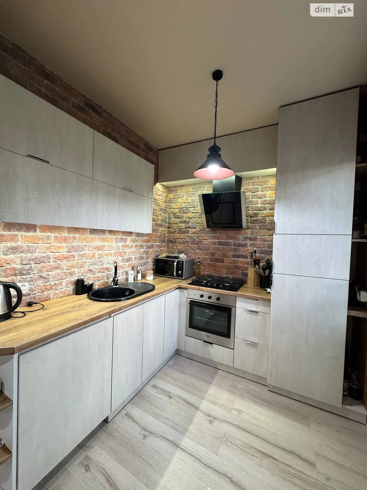 Продается 1-комнатная квартира 53.4 кв. м в Николаеве, ул. Заводская - фото 1