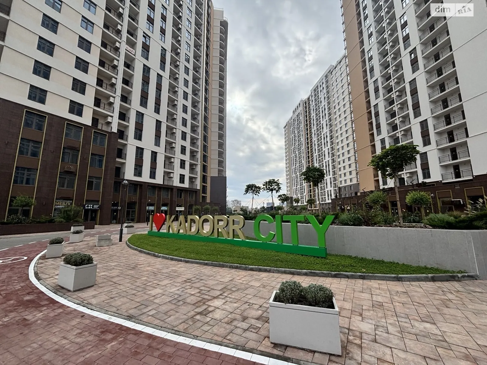 Продається 1-кімнатна квартира 42.35 кв. м у Одесі, вул. Краснова - фото 1