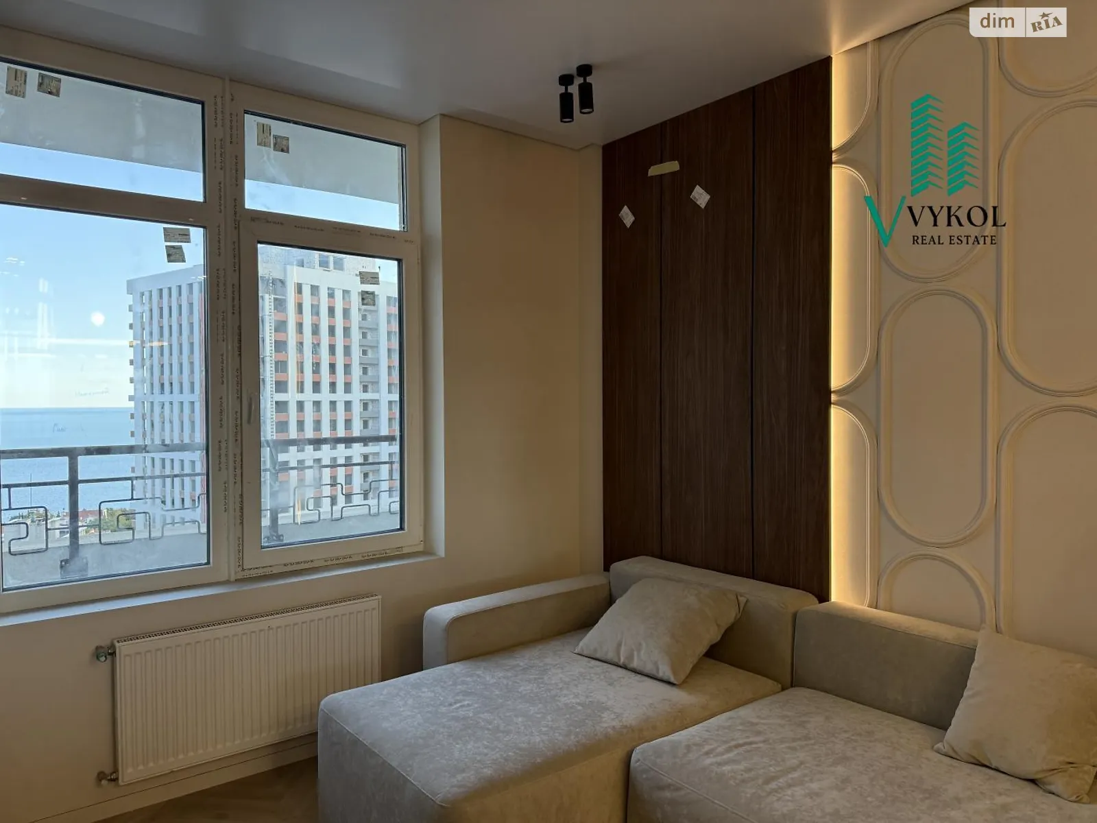 Продается 1-комнатная квартира 45 кв. м в Одессе, ул. Генуэзская, 3Г - фото 1