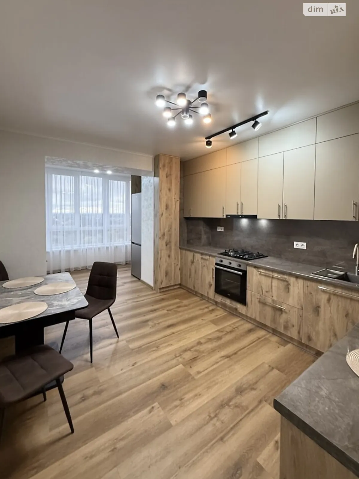 Сдается в аренду 2-комнатная квартира 81 кв. м в Хмельницком, ул. Винницкая, 1/8 - фото 1