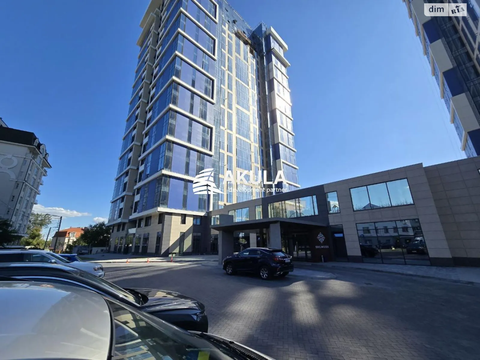 Сдается в аренду помещения свободного назначения 318 кв. м в 24-этажном здании, цена: 5500 $ - фото 1