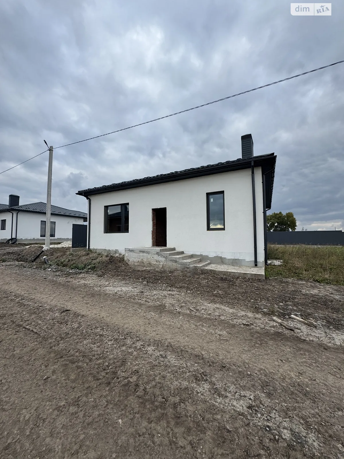 Продается одноэтажный дом 90 кв. м с мансардой, цена: 90000 $ - фото 1