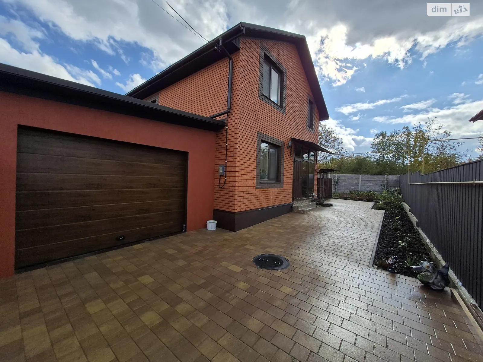 Продається будинок 2 поверховий 115.1 кв. м з садом, цена: 195000 $ - фото 1