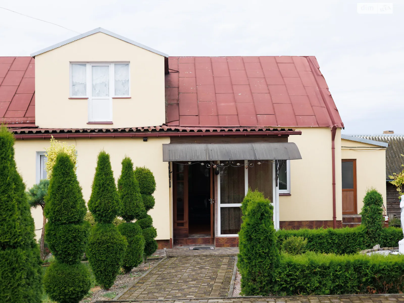 Продается одноэтажный дом 229 кв. м с мансардой, цена: 150000 $ - фото 1