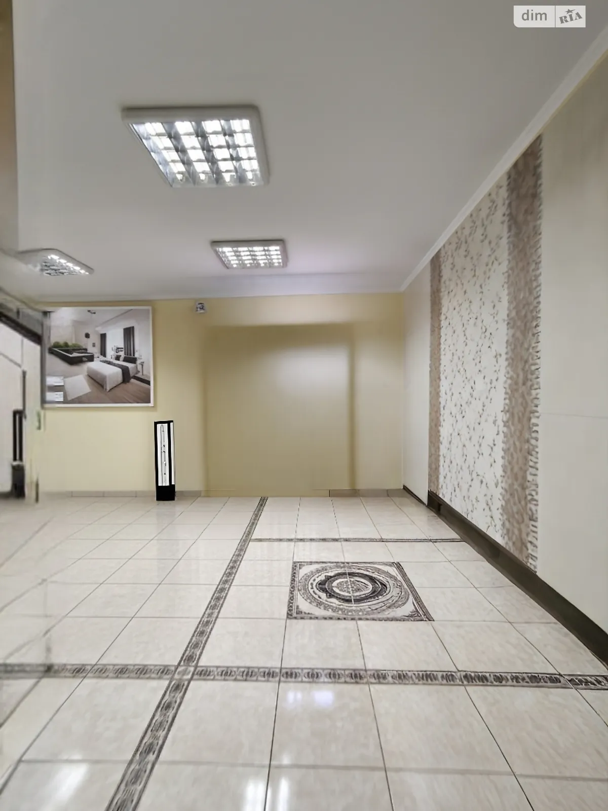 Продается помещения свободного назначения 300 кв. м в 1-этажном здании, цена: 417000 $ - фото 1
