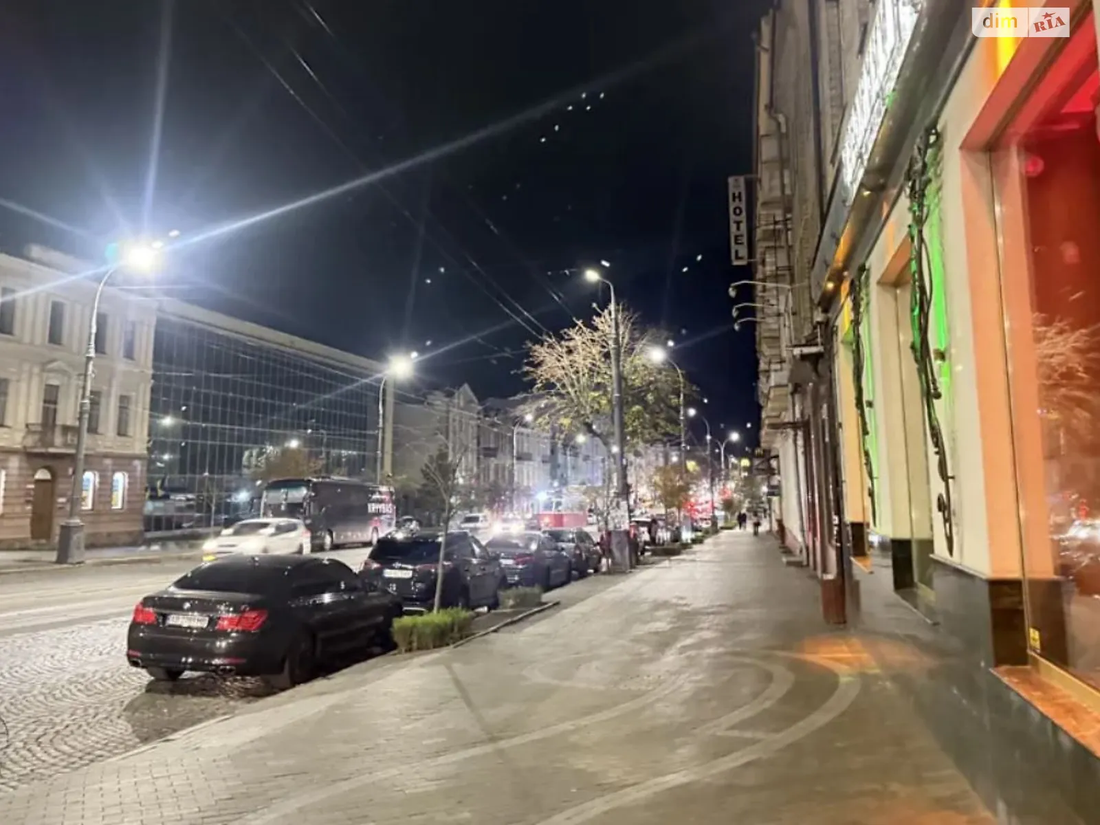 Сдается в аренду помещения свободного назначения 90 кв. м в 4-этажном здании, цена: 25000 грн - фото 1