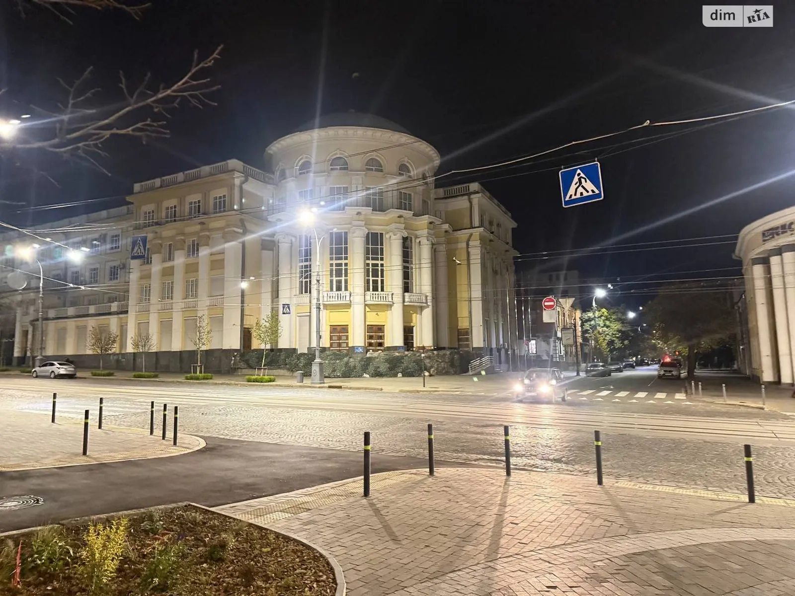 Сдается в аренду помещения свободного назначения 90 кв. м в 4-этажном здании, цена: 25000 грн - фото 1