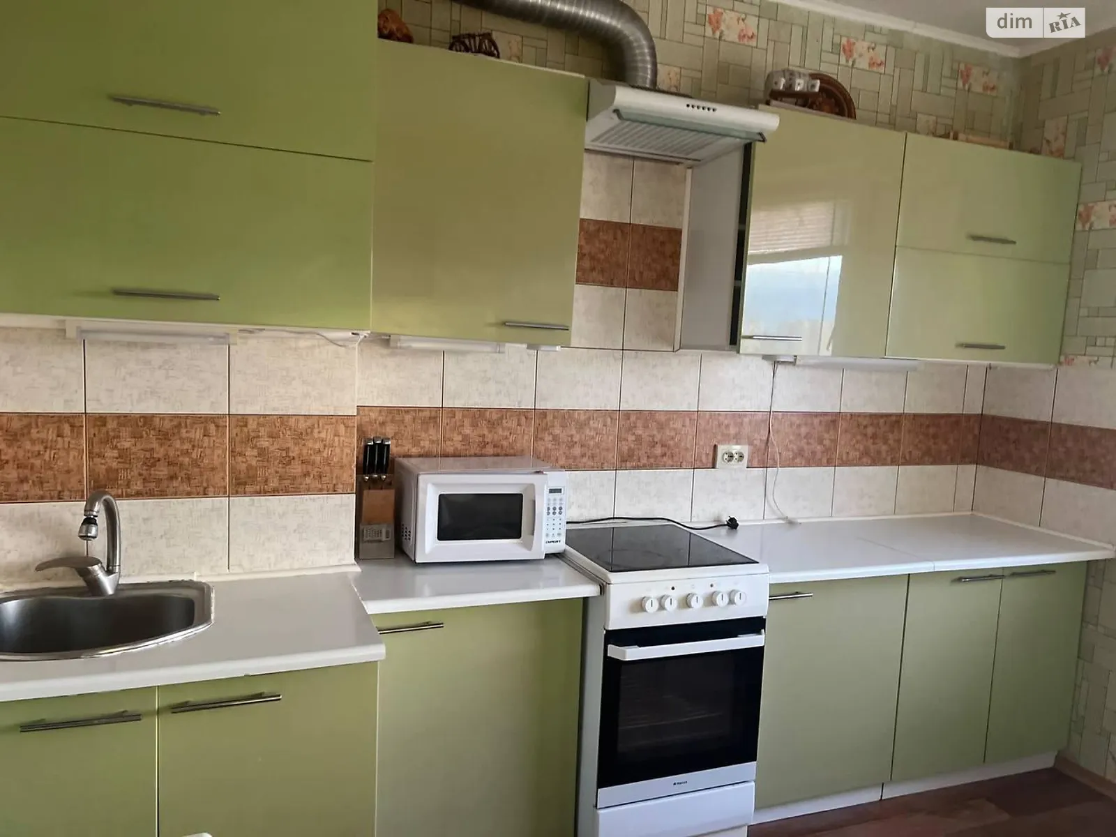 Продается 2-комнатная квартира 66.4 кв. м в Киеве, ул. Урловская, 38 - фото 1