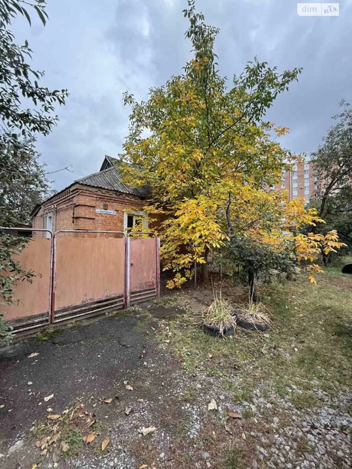Продается одноэтажный дом 63.8 кв. м с участком, цена: 40000 $ - фото 1