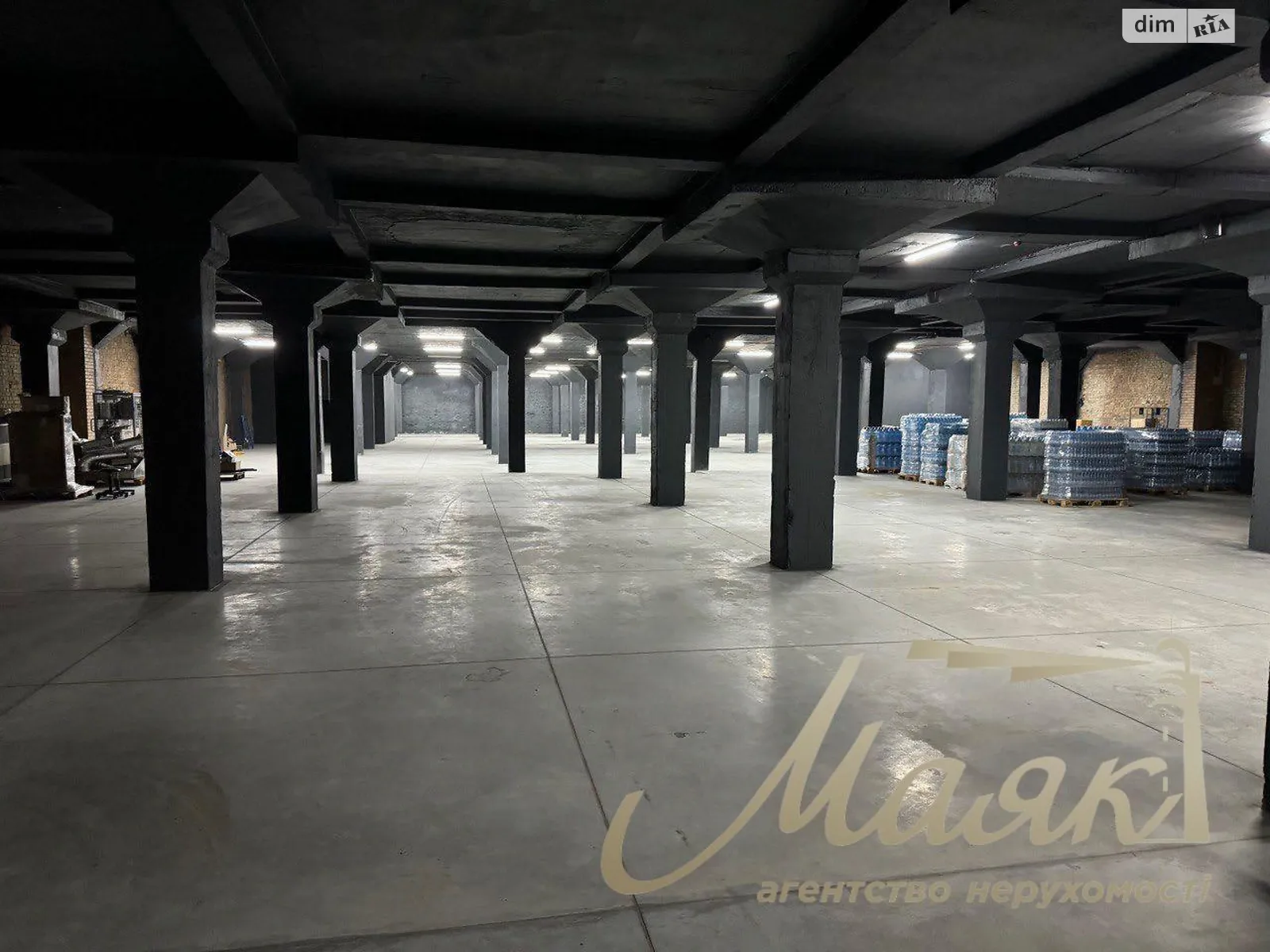 Здається в оренду приміщення вільного призначення 2100 кв. м в 6-поверховій будівлі, цена: 2700 $ - фото 1