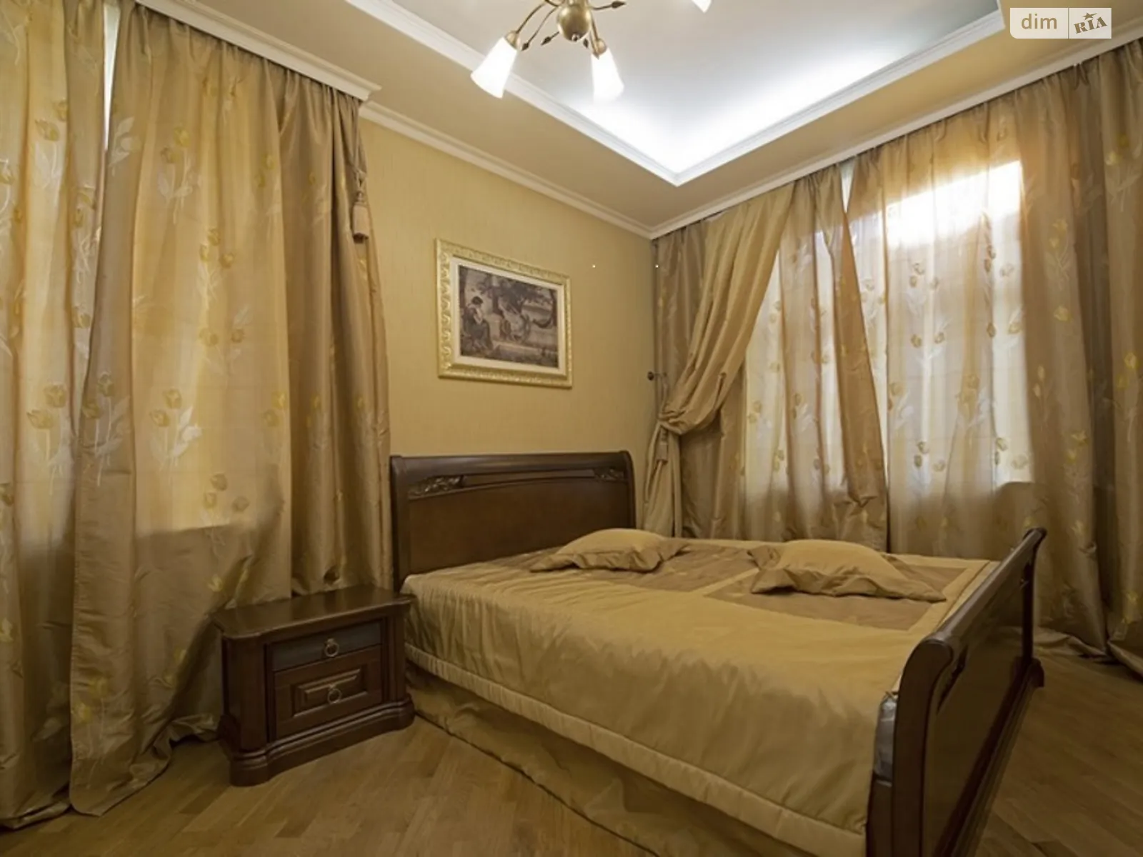 Продается 3-комнатная квартира 82.9 кв. м в Львове, ул. Цегельского - фото 1
