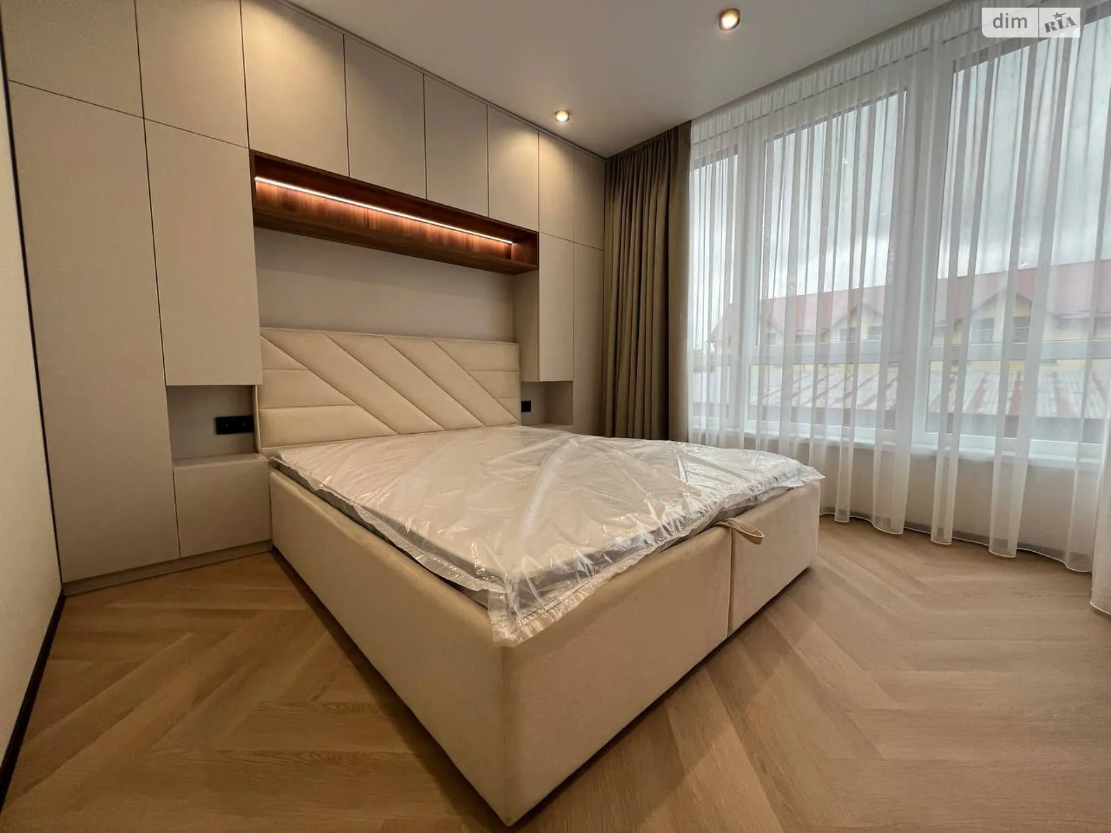 Продається 1-кімнатна квартира 43 кв. м у Івано-Франківську, вул. Героїв Миколаєва(Сєченова), 129 - фото 1