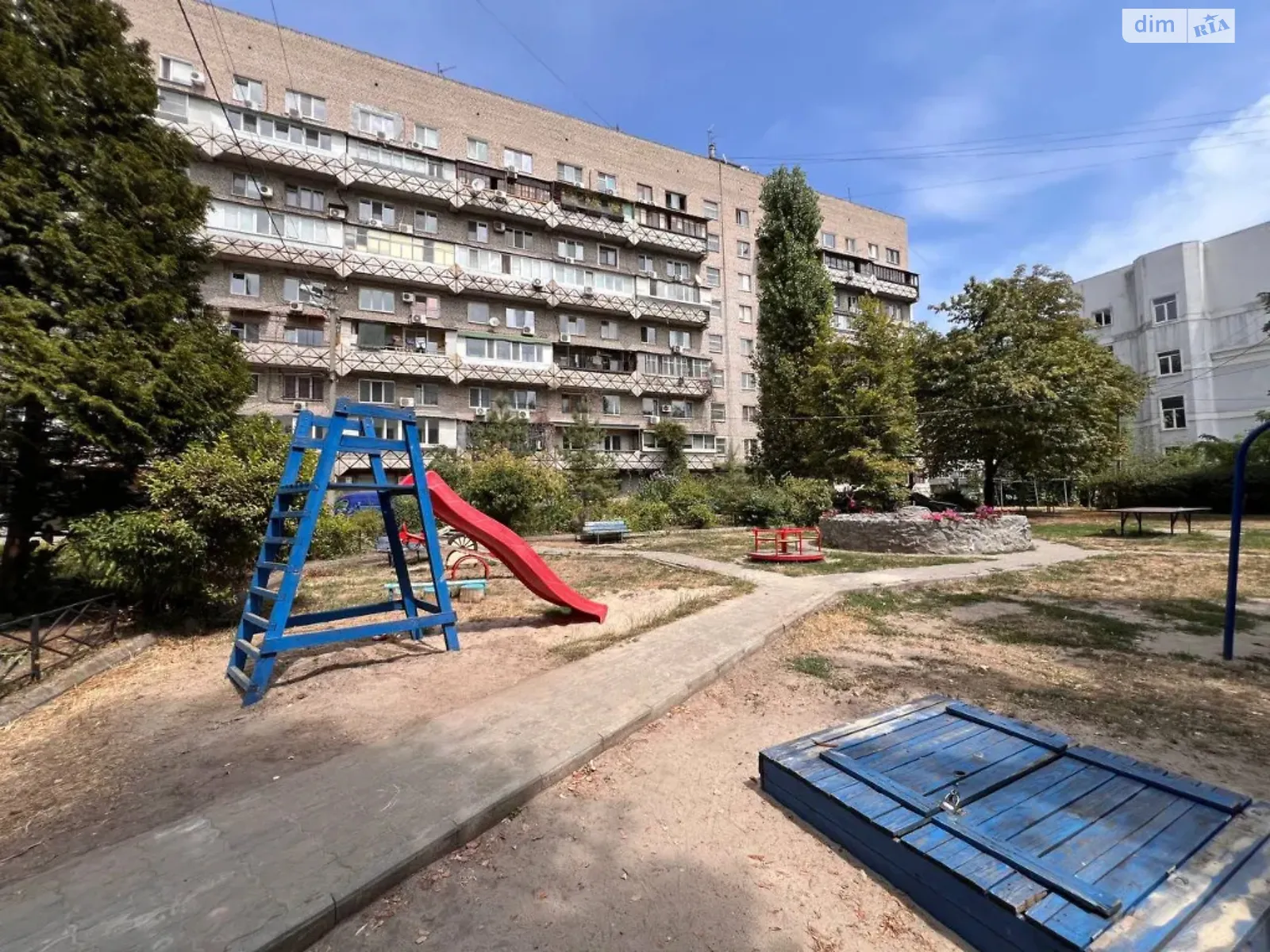Продается 3-комнатная квартира 70 кв. м в Днепре, просп. Поля Александра, 1/9 - фото 1