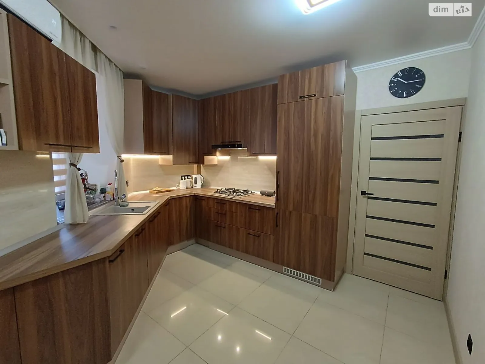 Продается 2-комнатная квартира 67.6 кв. м в Днепре, Запорожское шосе, 30Ш - фото 1