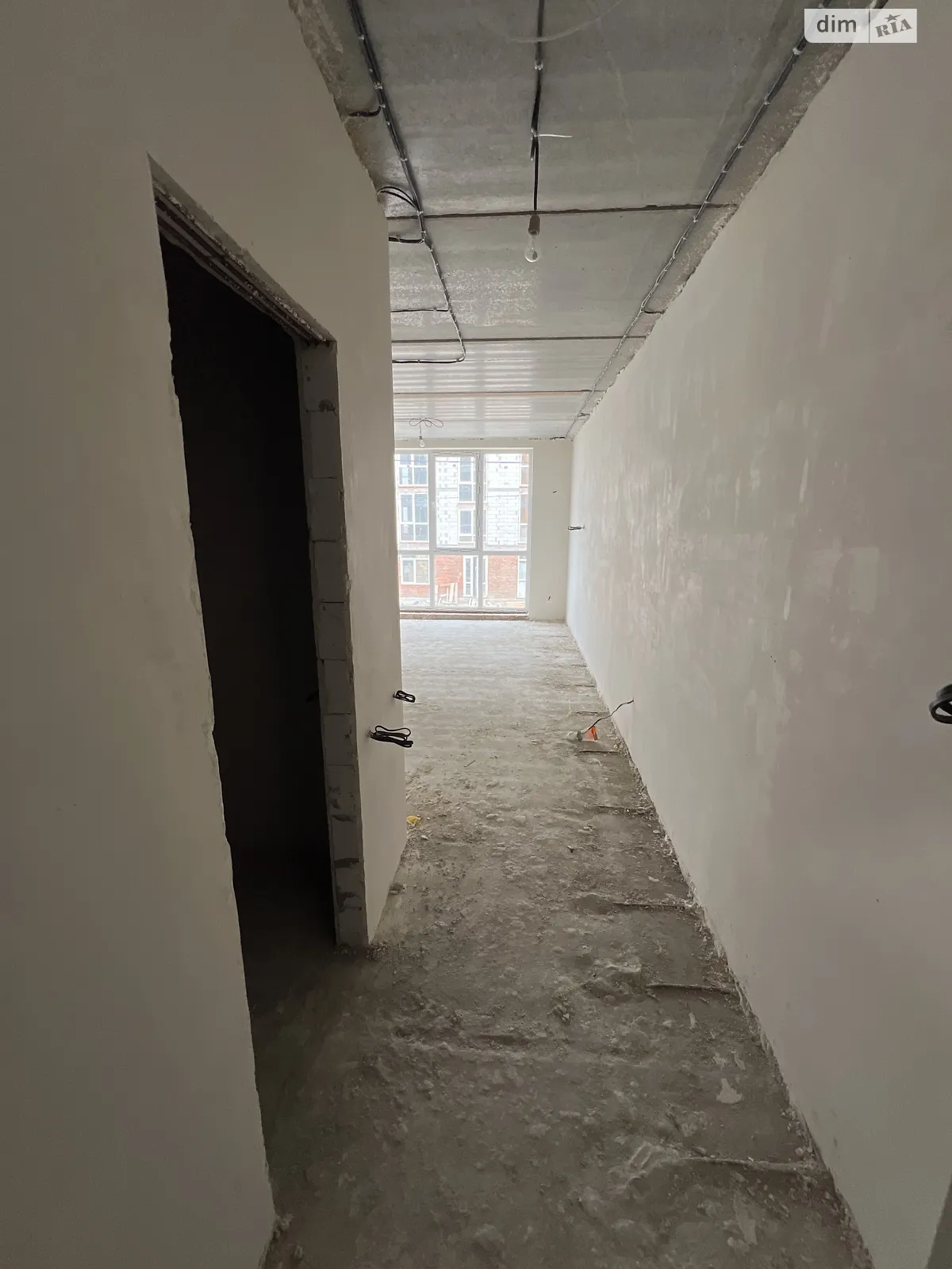 Продается 1-комнатная квартира 31.5 кв. м в Святопетровское, ул. Достоинства, 5 - фото 1