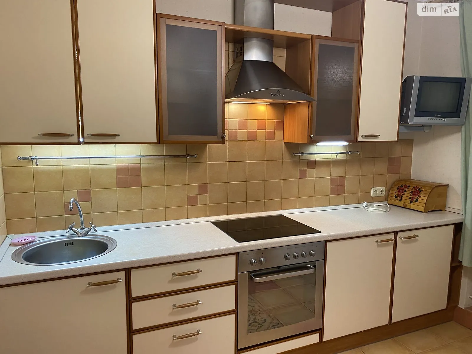 Сдается в аренду 1-комнатная квартира 39.4 кв. м в Киеве, ул. Татарская - фото 1