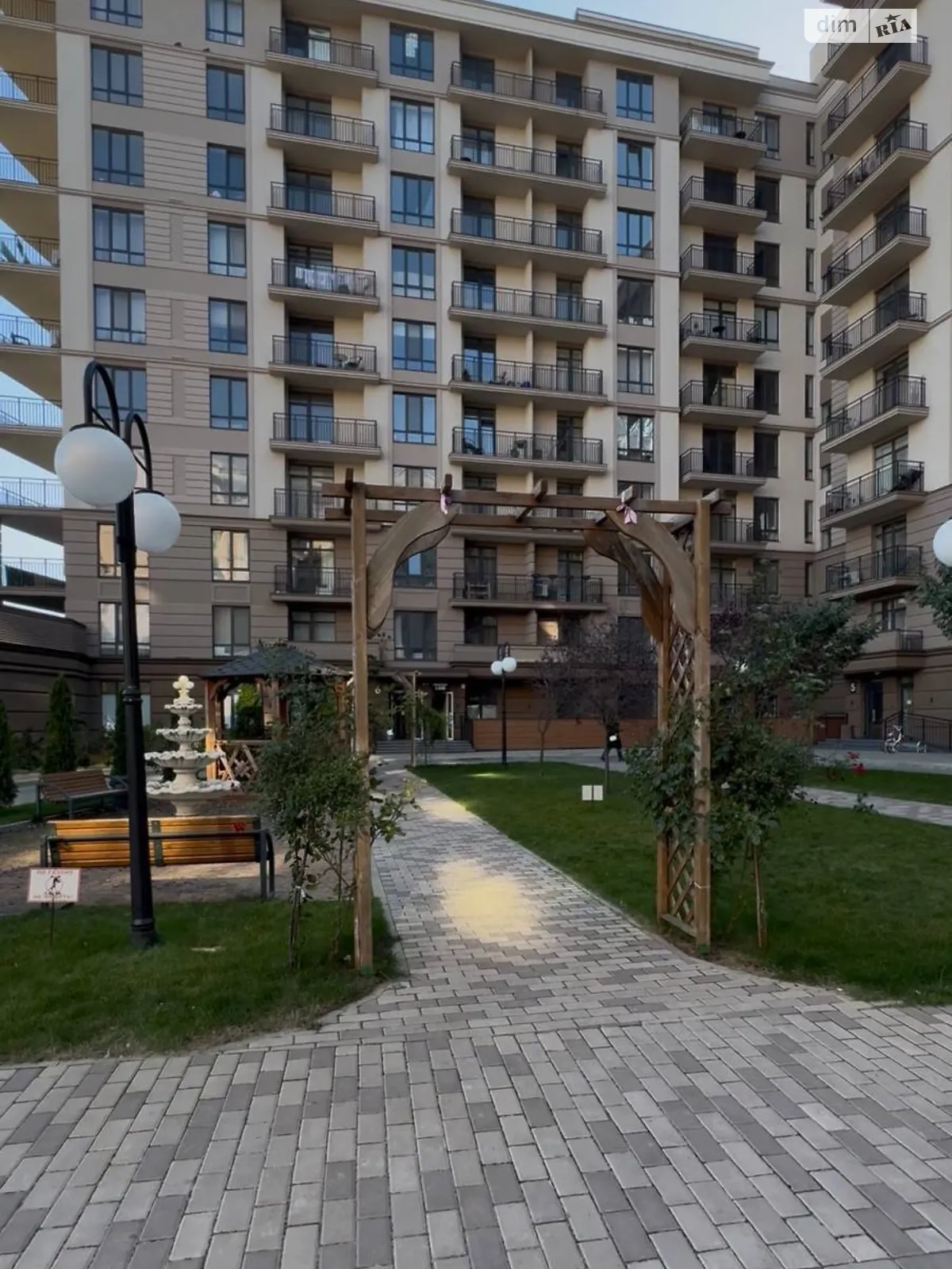 Продается 1-комнатная квартира 42 кв. м в, цена: 50000 $ - фото 1