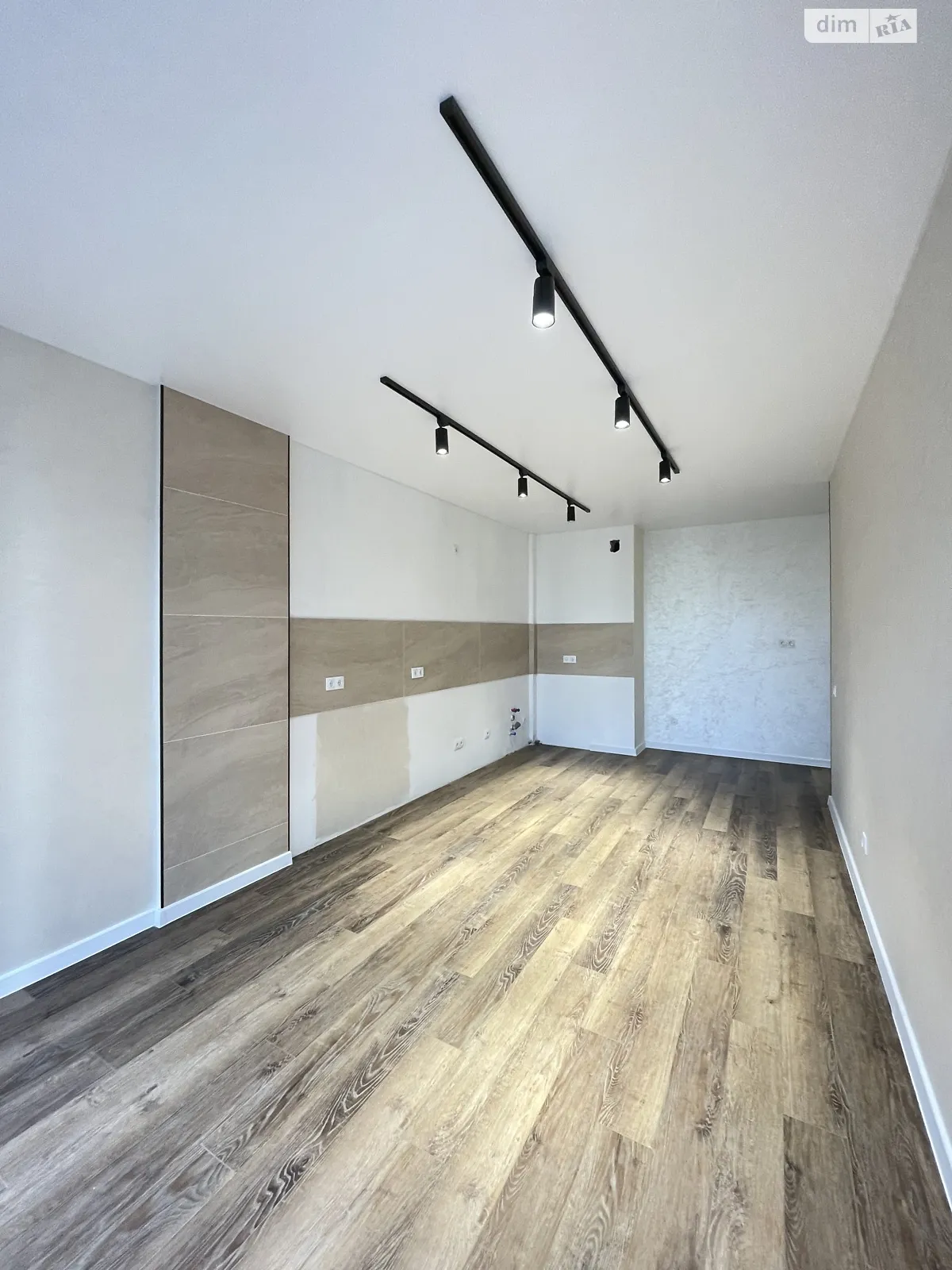 Продається 1-кімнатна квартира 45 кв. м у Івано-Франківську, вул. Вовчинецька, 223А - фото 1