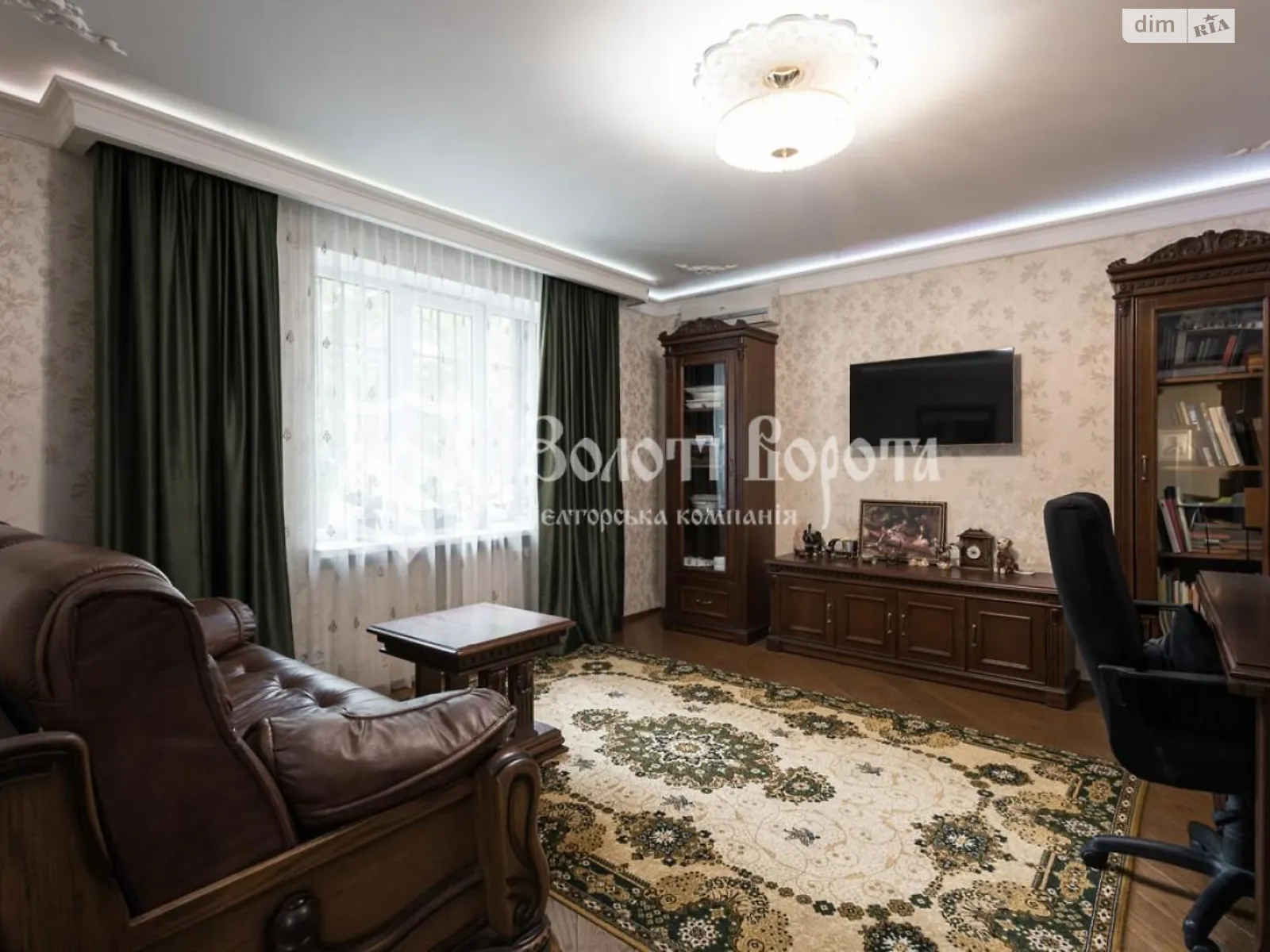 Продается 3-комнатная квартира 68.1 кв. м в Киеве, ул. Драгоманова, 5 - фото 1