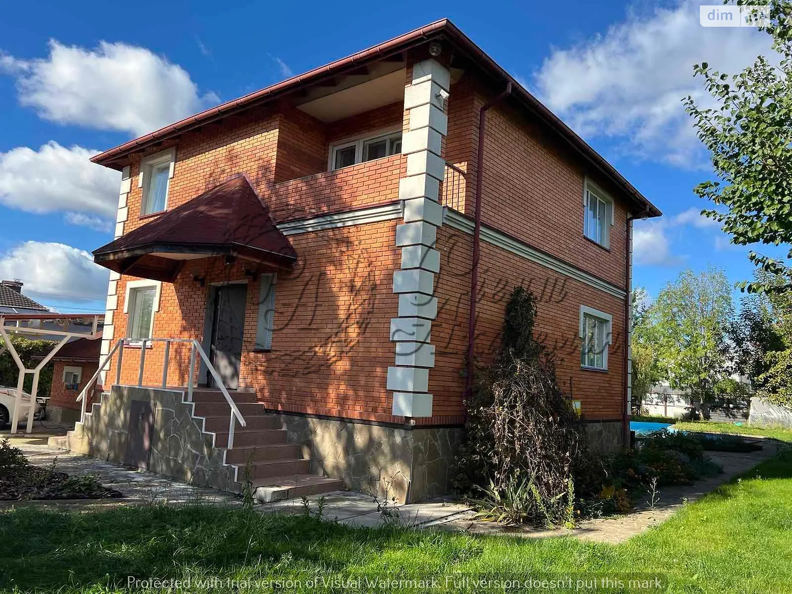 Продается дом на 2 этажа 250 кв. м с бассейном, цена: 169500 $ - фото 1