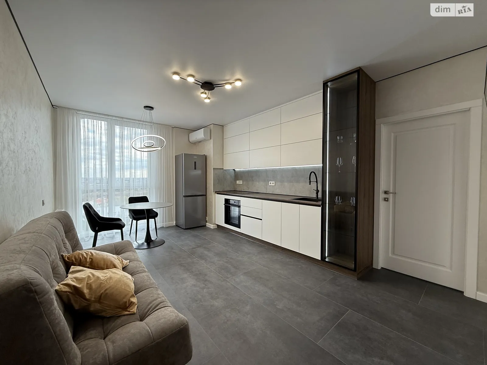 Продается 1-комнатная квартира 45 кв. м в Виннице, пер. Кирпичный, 18 корпус 1 - фото 1
