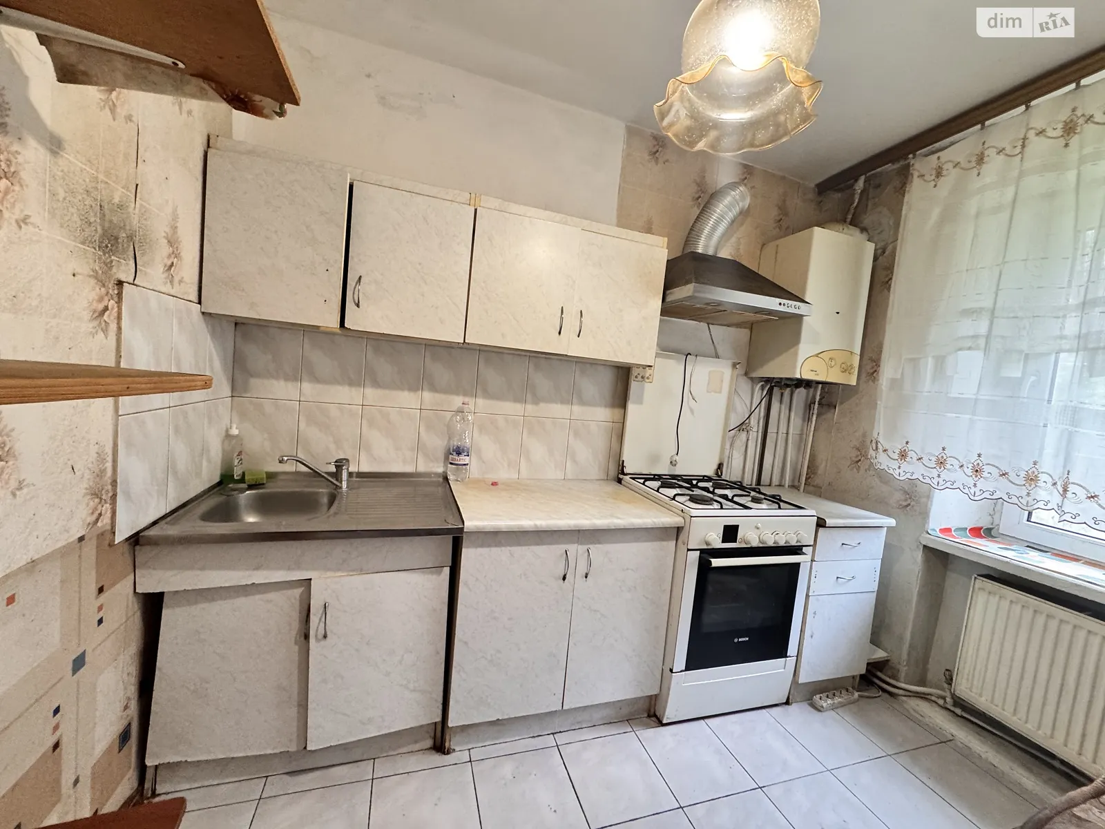 1-комнатная квартира 37 кв. м в Тернополе, бул. Просвещения, 19 - фото 1