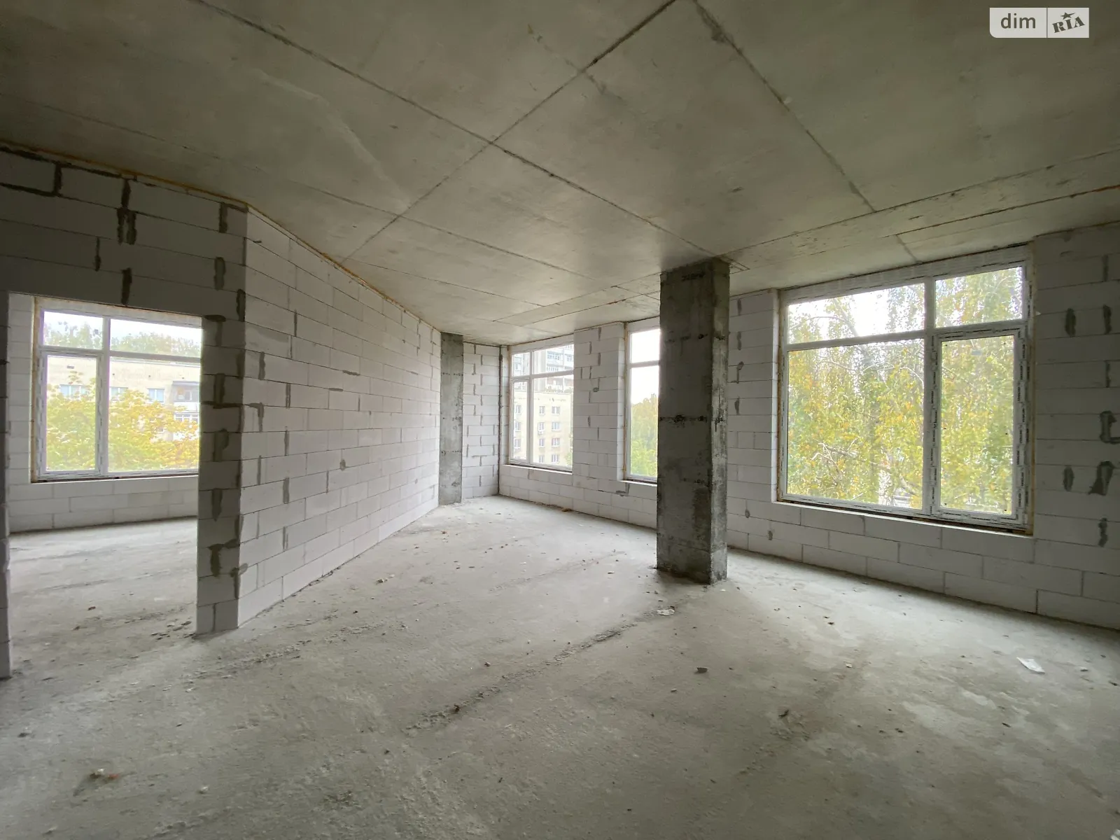 Продается 3-комнатная квартира 103 кв. м в Виннице, просп. Космонавтов - фото 1