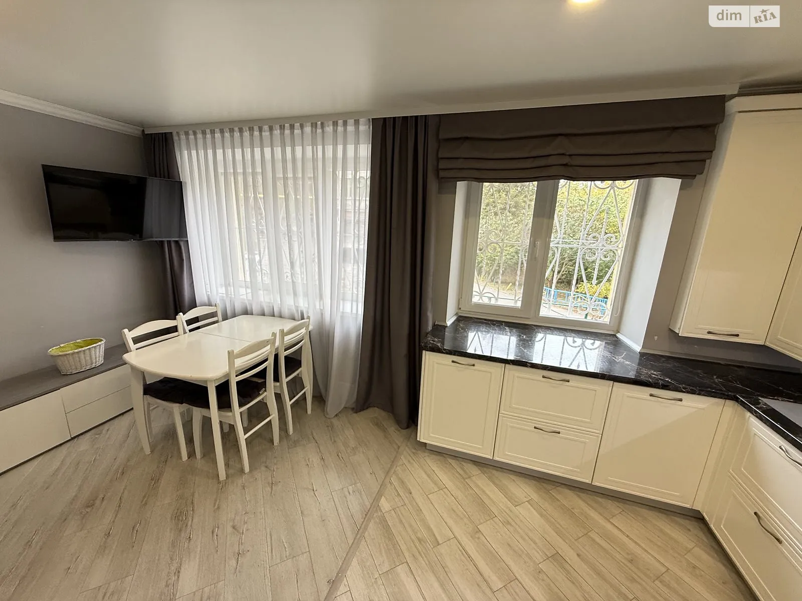 Продається 3-кімнатна квартира 69.2 кв. м у Полтаві, вул. Стрітенська - фото 1