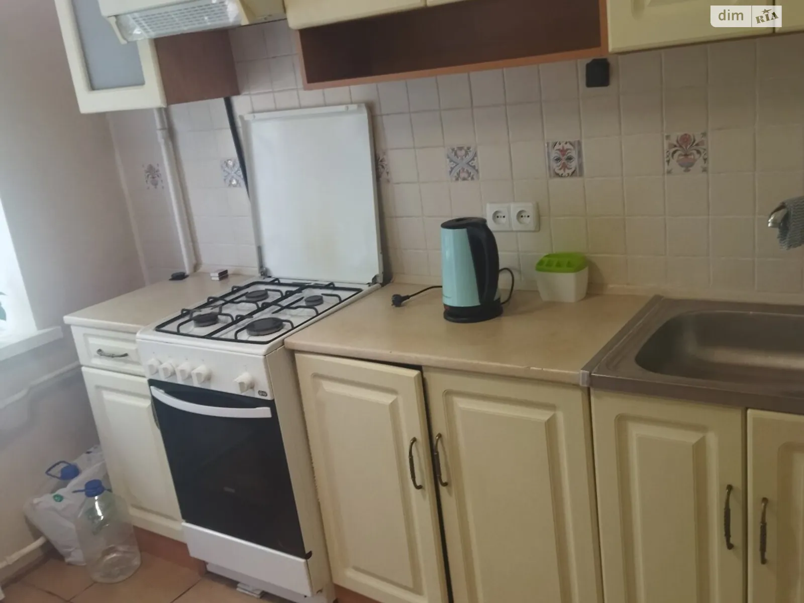 Сдается в аренду 3-комнатная квартира 48.4 кв. м в Киеве, ул. Васильковская, 53 корпус 1 - фото 1