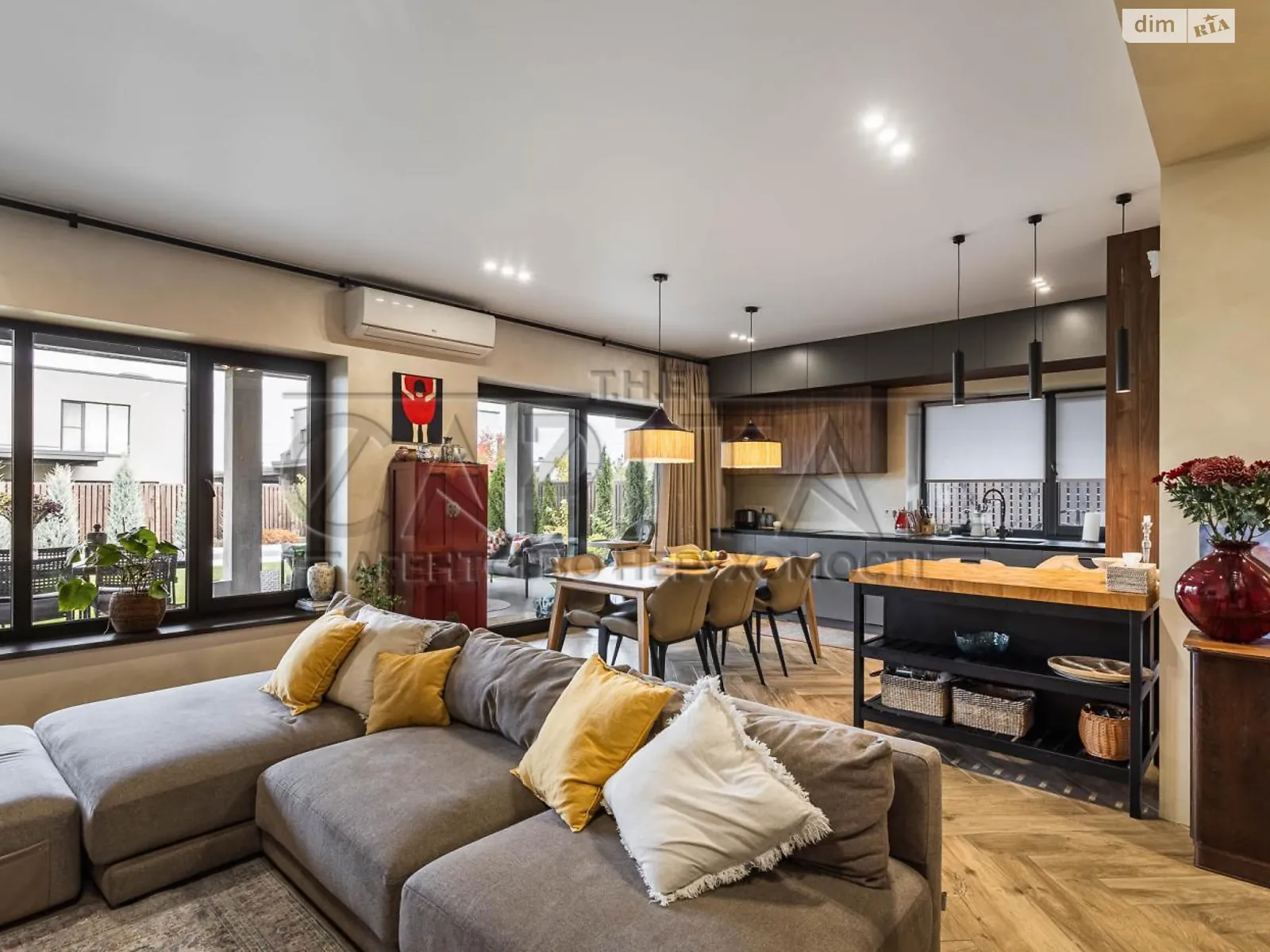 Продается дом на 2 этажа 265 кв. м с террасой, цена: 525000 $ - фото 1