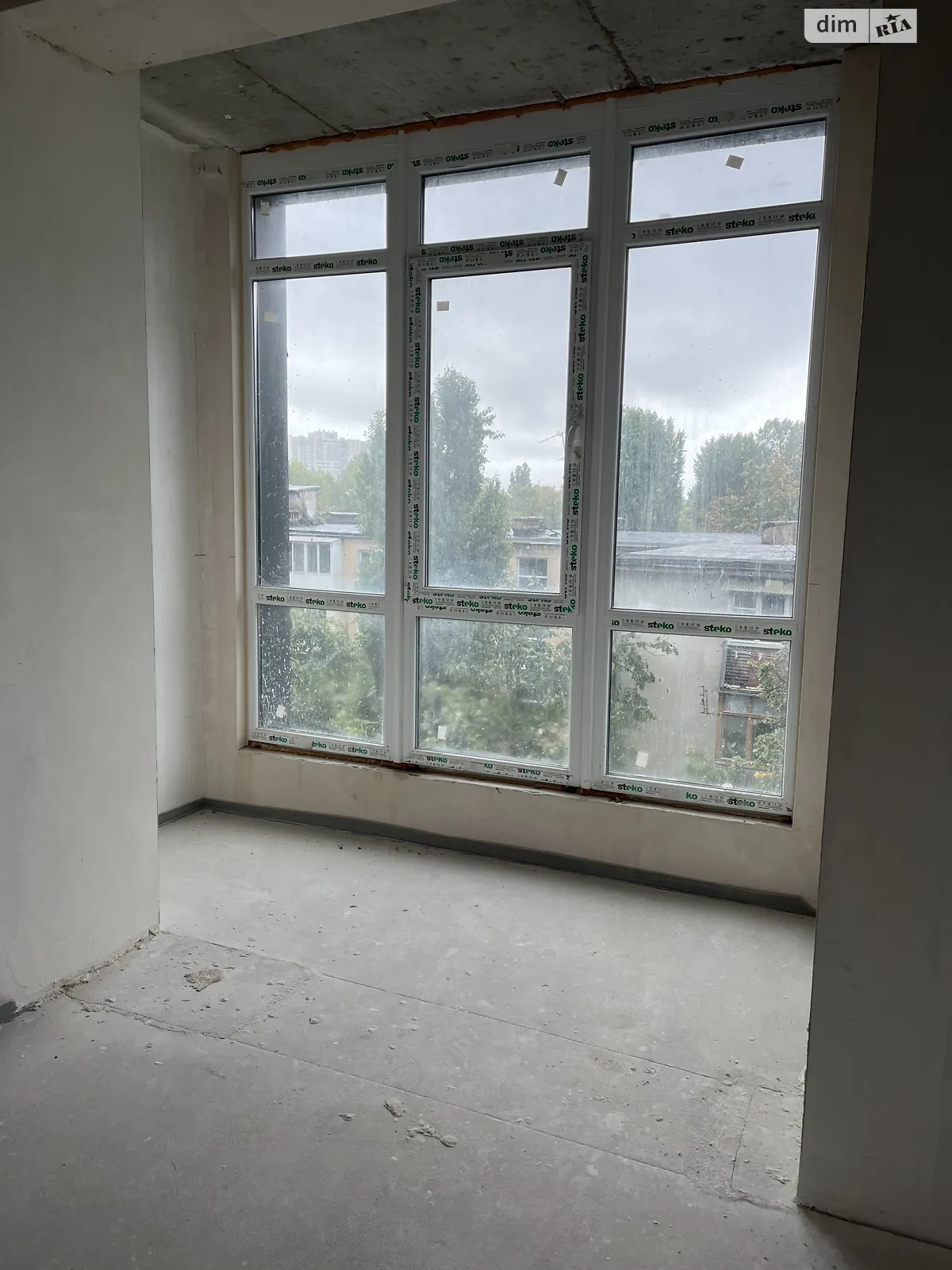 Продается 1-комнатная квартира 43 кв. м в Одессе, ул. Космонавтов, 23К - фото 1