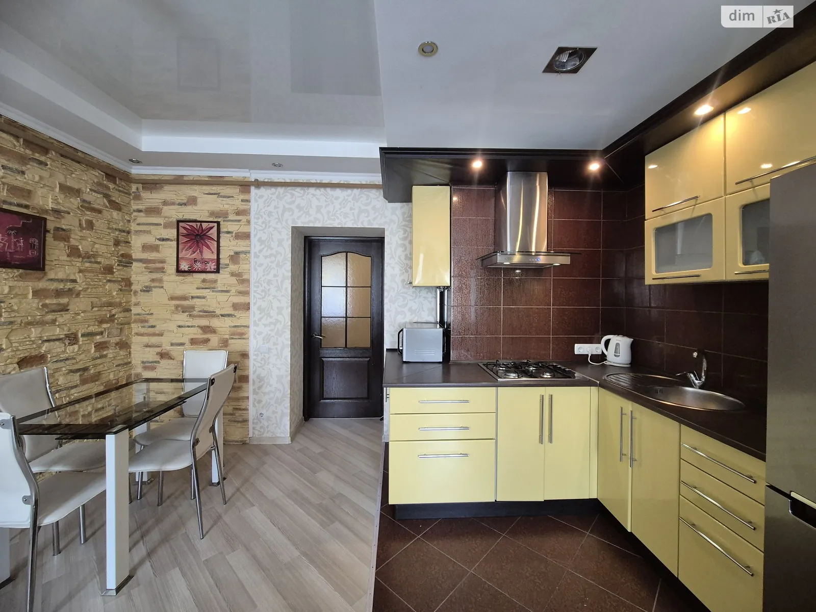 Продається 1-кімнатна квартира 57.93 кв. м у Кривому Розі, вул. Соборності(Косіора), 10 - фото 1