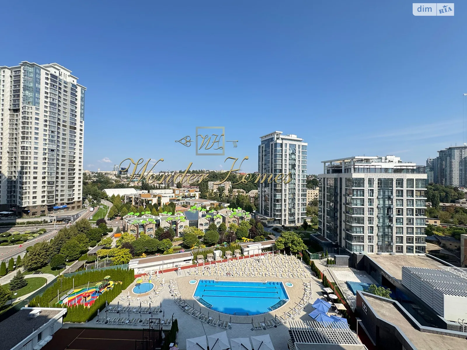 Продається 4-кімнатна квартира 175 кв. м у Києві, вул. Андрія Верхогляда(Драгомирова), 15А - фото 1