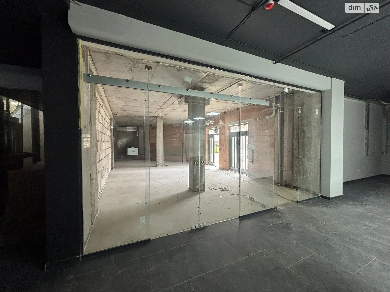 Продається приміщення вільного призначення 168 кв. м в 16-поверховій будівлі, цена: 470400 $ - фото 1