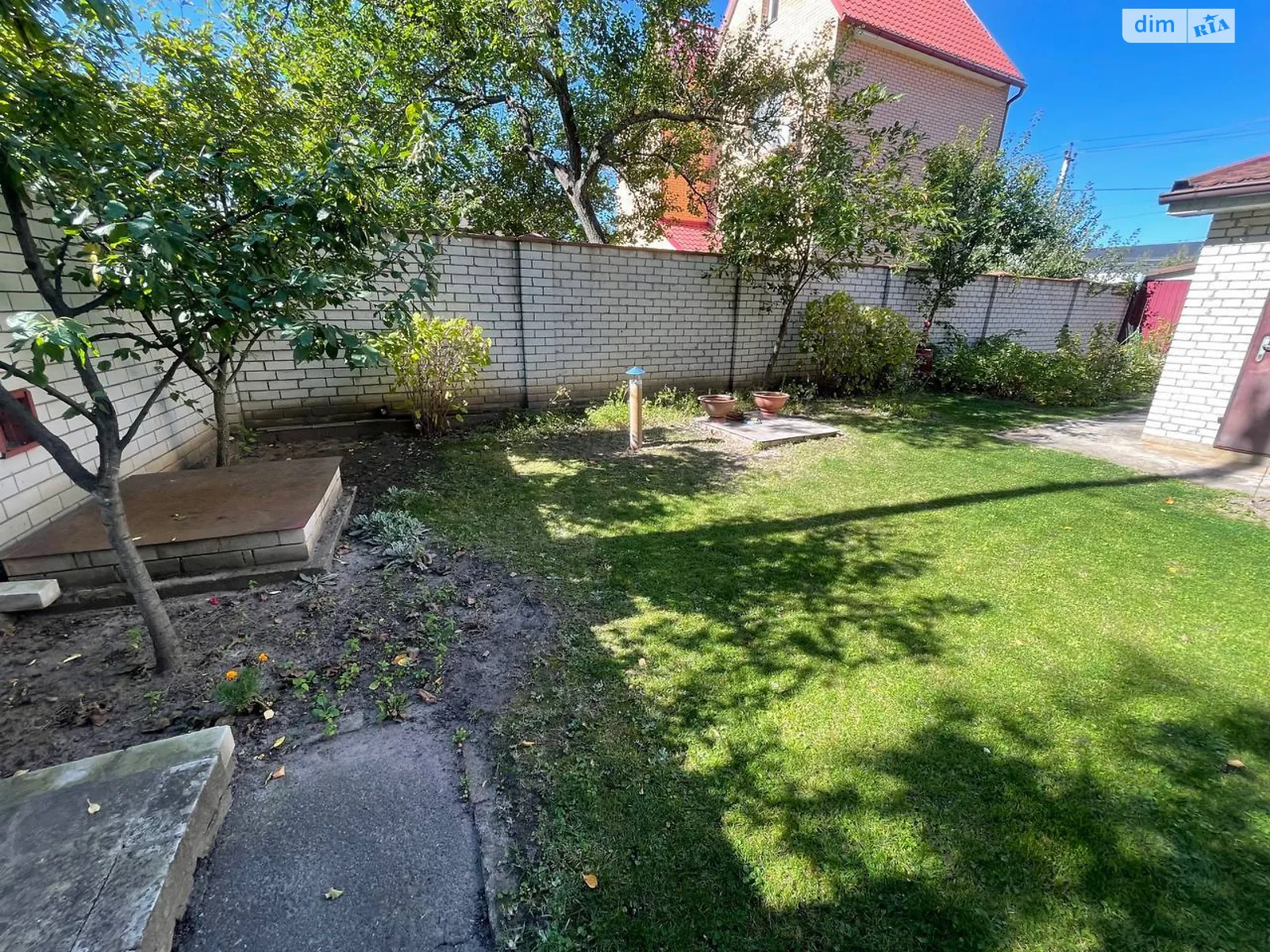 Продается дом на 2 этажа 89 кв. м с участком, цена: 77500 $ - фото 1