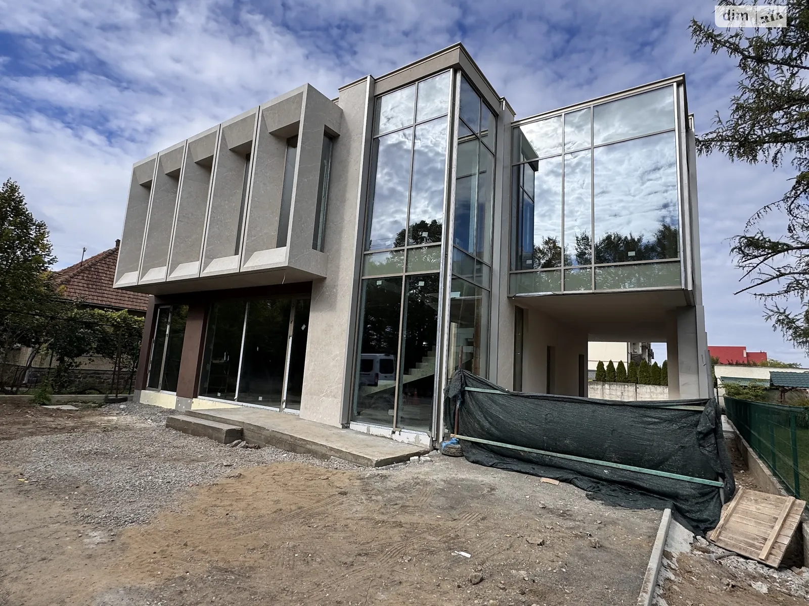 ул. Загорская, 32 Ужгород, цена: 6000 $ - фото 1