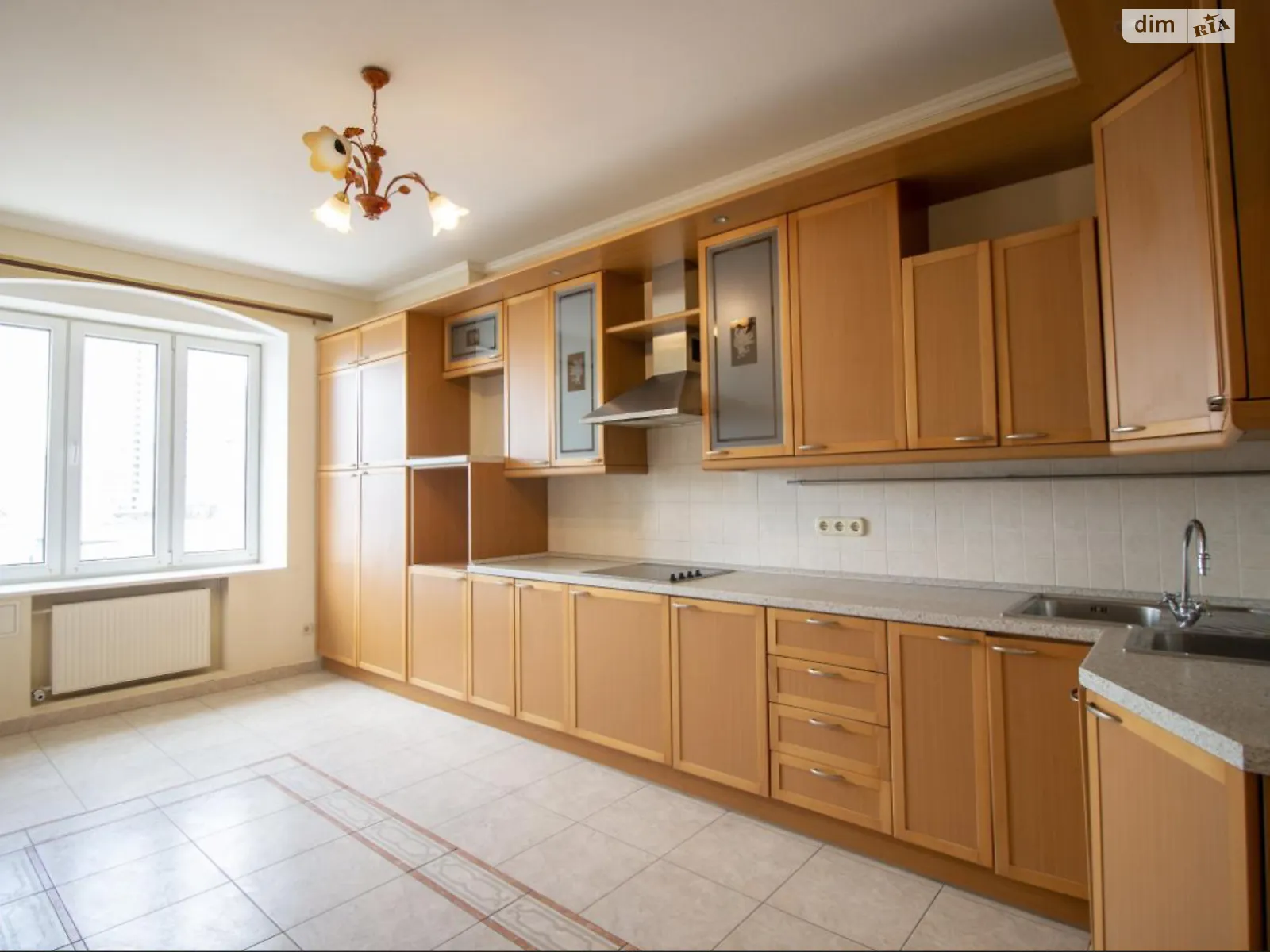 Продається 4-кімнатна квартира 168 кв. м у Києві, вул. Андрія Верхогляда(Драгомирова), 4 - фото 1