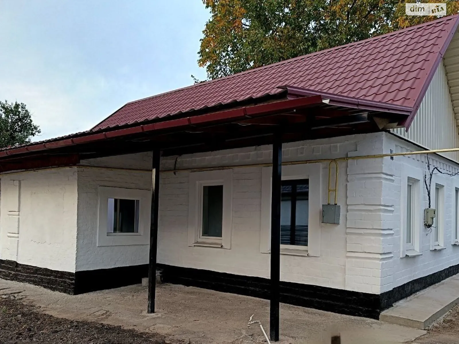 Продается одноэтажный дом 56.2 кв. м с бассейном, цена: 18000 $ - фото 1