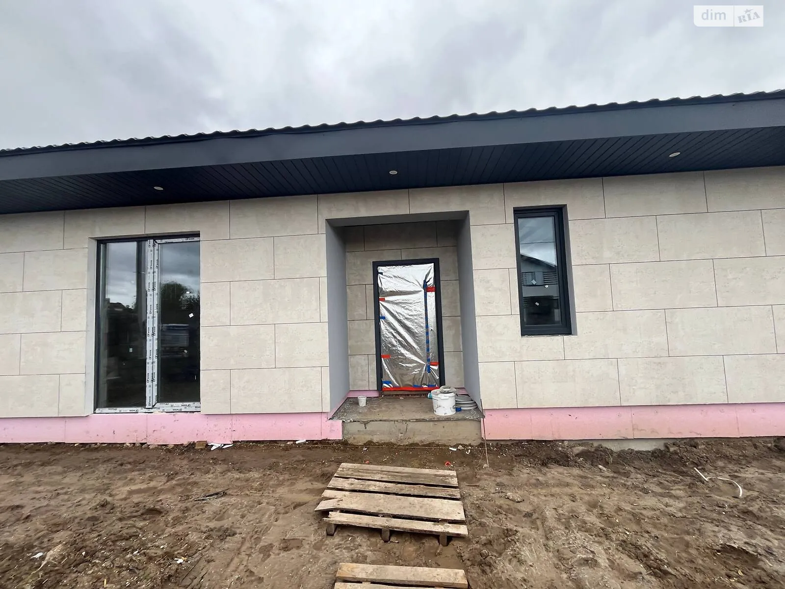 Продается одноэтажный дом 118 кв. м с террасой, цена: 92000 $ - фото 1